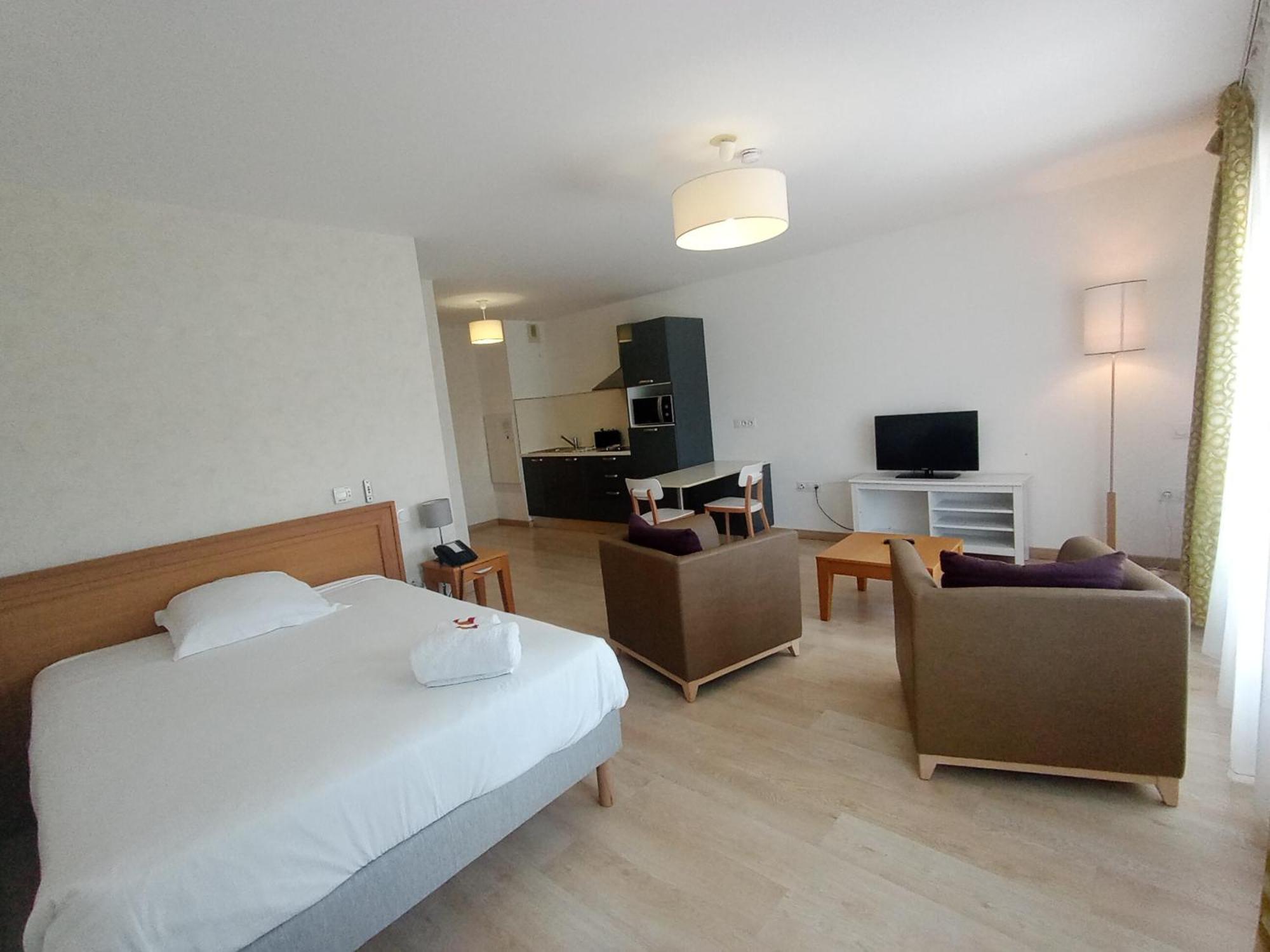 Aparthotel Domitys Le Jardin des Trois Rois à Romorantin-Lanthenay Chambre photo