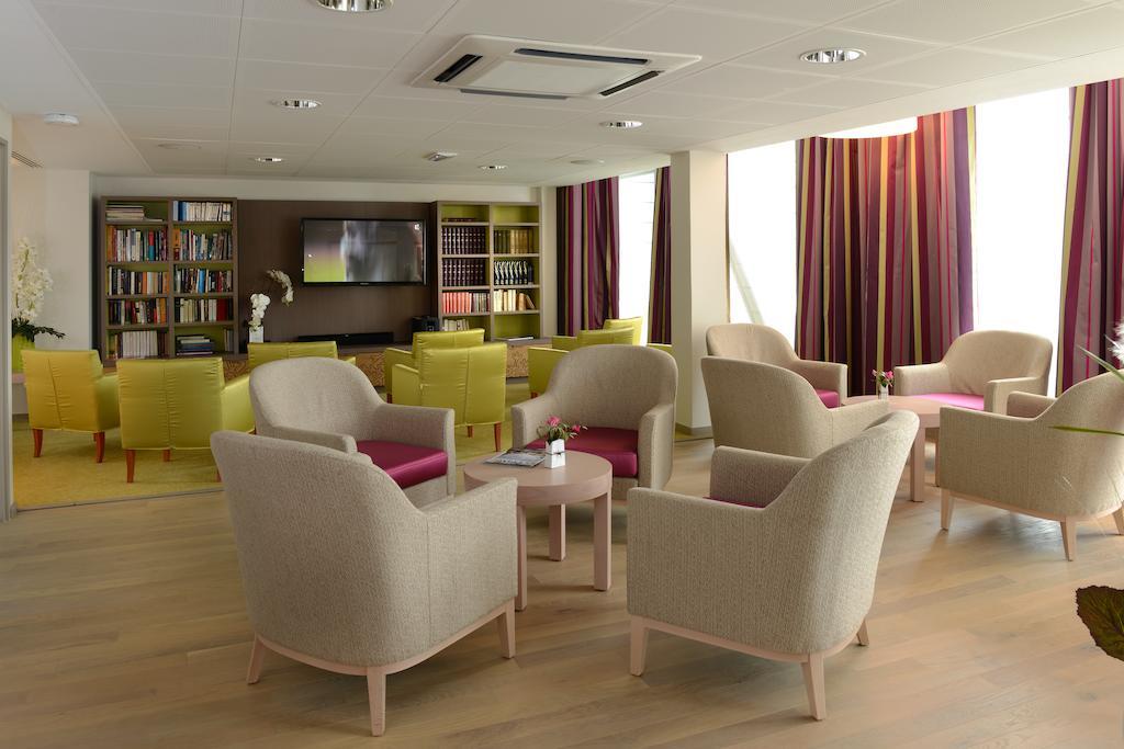 Aparthotel Domitys Le Jardin des Trois Rois à Romorantin-Lanthenay Extérieur photo
